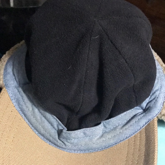 EUC . Converts DULUTH TRADING CO. TAN CAP W/ FLAPS - Picture 6 of 6